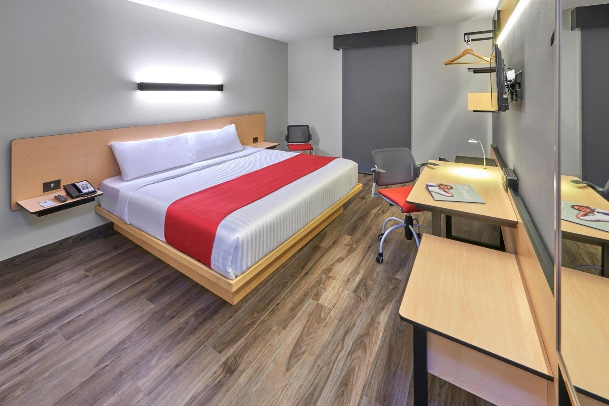 City Express Plus By Marriott Leon Centro De Convenciones Dış mekan fotoğraf