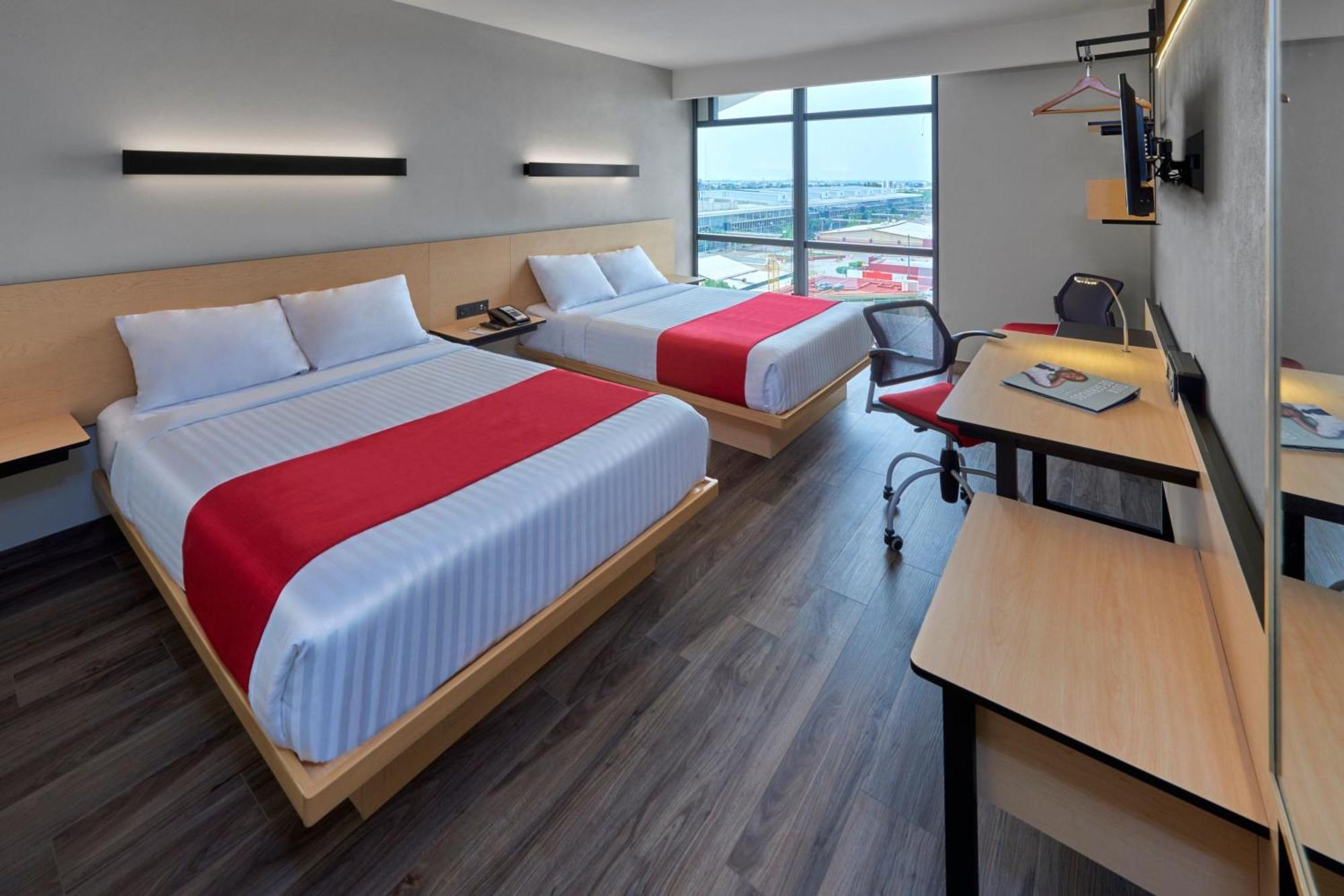 City Express Plus By Marriott Leon Centro De Convenciones Dış mekan fotoğraf
