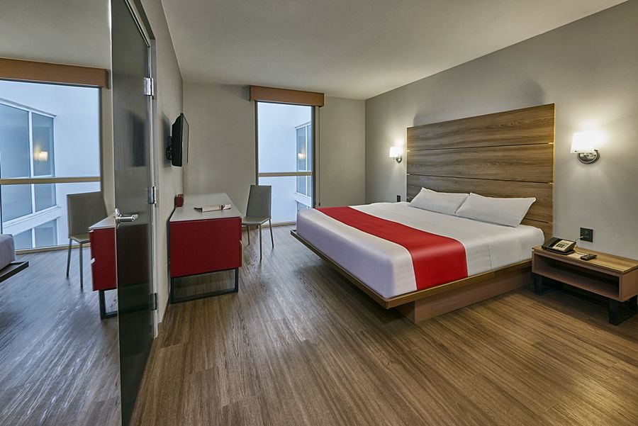 City Express Plus By Marriott Leon Centro De Convenciones Dış mekan fotoğraf